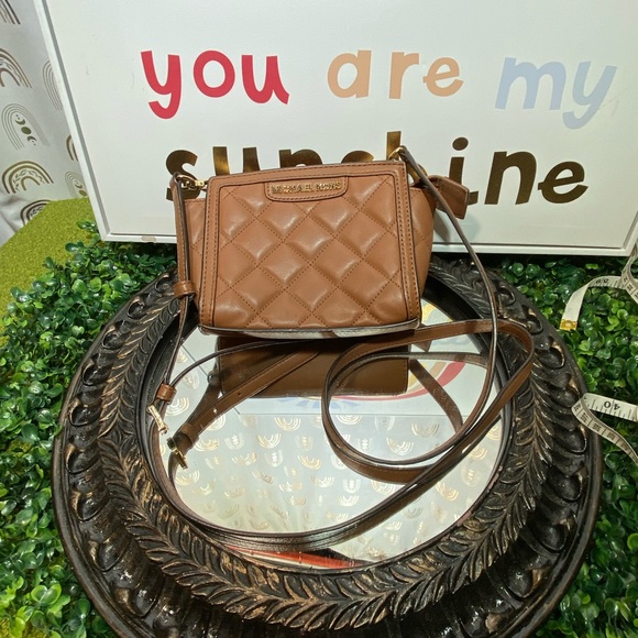 Michael Kors Brown Quilted Crossbody Bag - Picture 2 of 11